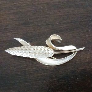 Vintage Estate Crown Tafari Wheat Brooch/ Pin 3x1"